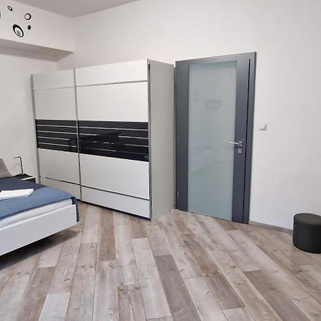 Appartement Extra Sok Szobas Apartman Budapest Kozpontjaban Extérieur photo